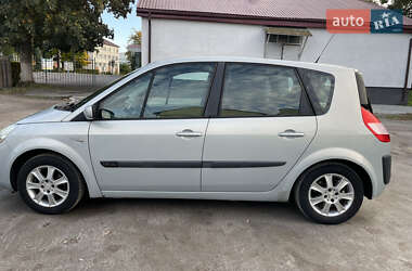 Минивэн Renault Scenic 2004 в 