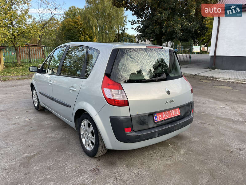 Минивэн Renault Scenic 2004 в Красилове