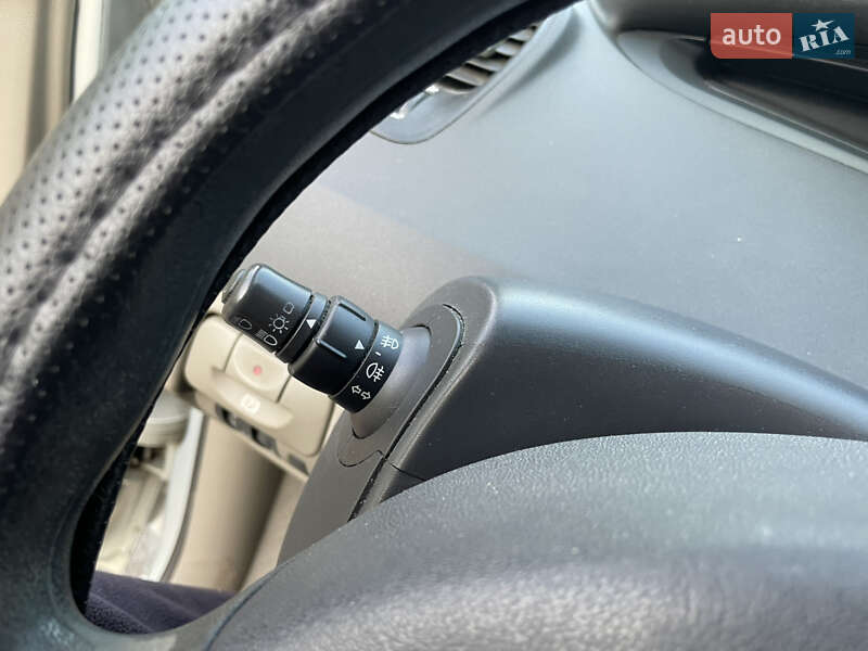 Минивэн Renault Scenic 2004 в Красилове