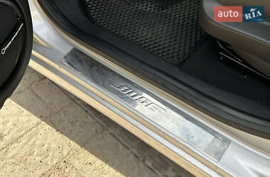 Минивэн Renault Scenic 2011 в 