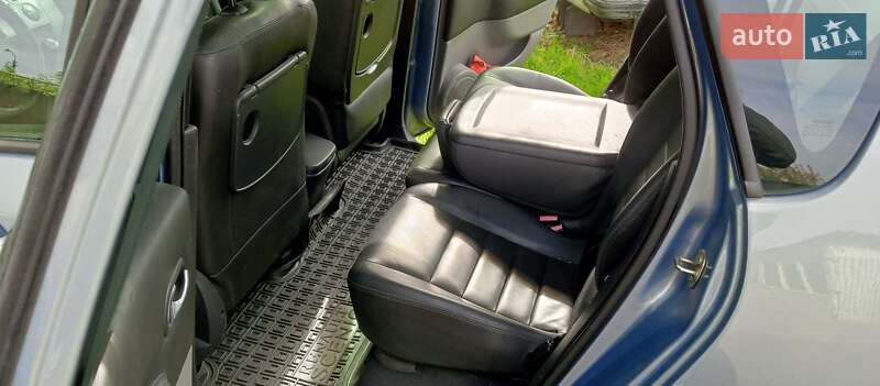 Минивэн Renault Scenic 2006 в Николаеве фото 40 Минивэн Renault Scenic 2006 в Николаеве