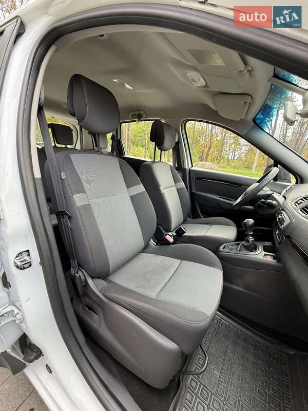 Минивэн Renault Scenic 2012 в Житомире