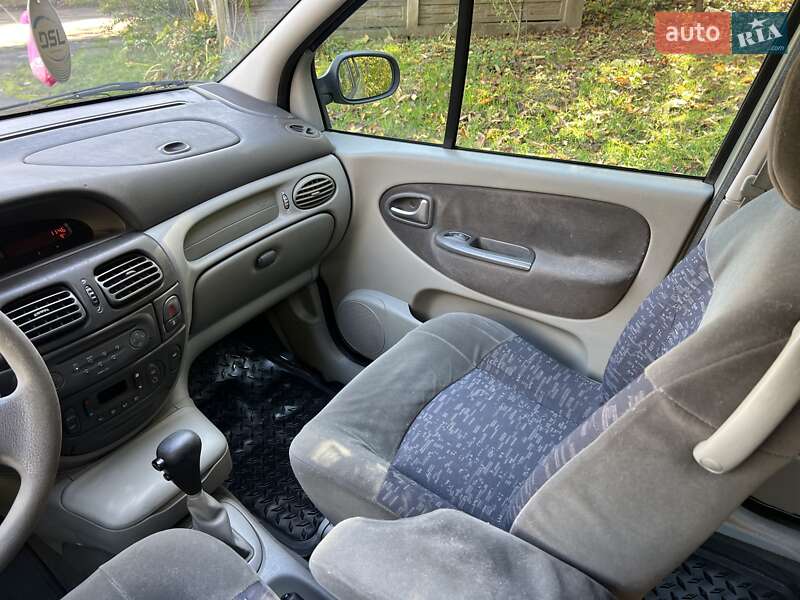 Минивэн Renault Scenic 2003 в Черновцах
