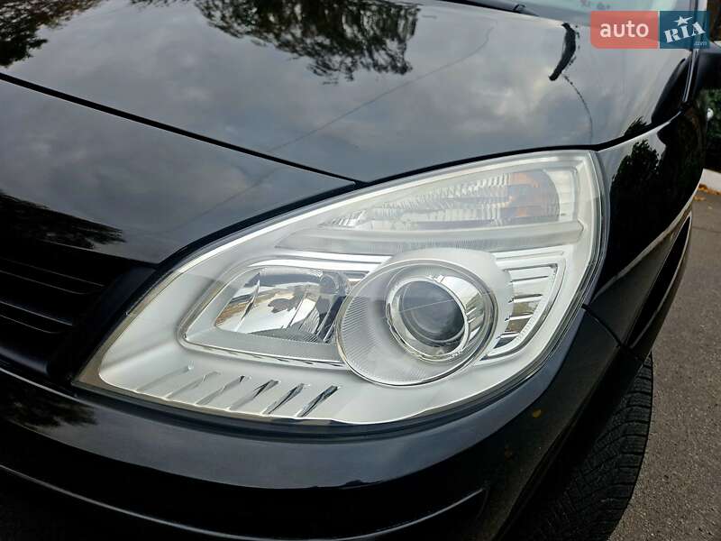 Минивэн Renault Scenic 2008 в Полтаве