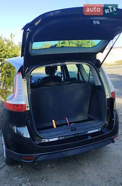 Мінівен Renault Scenic 2010 в 