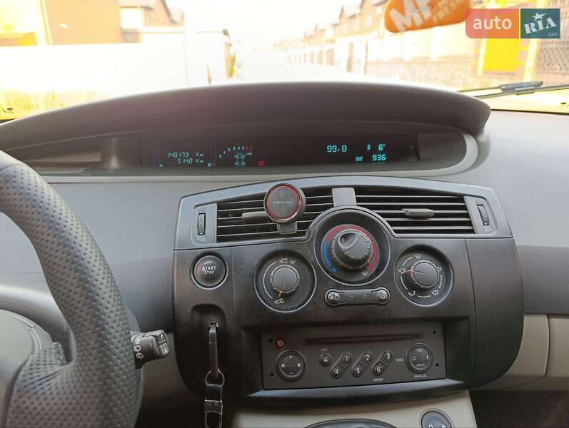 Минивэн Renault Scenic 2005 в Виннице