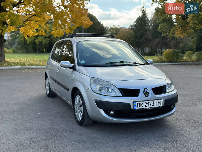 Минивэн Renault Scenic 2007 в Ровно