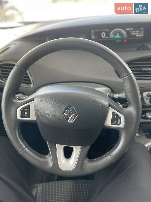 Минивэн Renault Scenic 2012 в Виннице