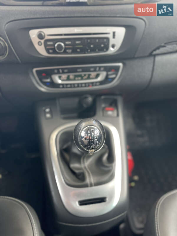 Минивэн Renault Scenic 2012 в Виннице