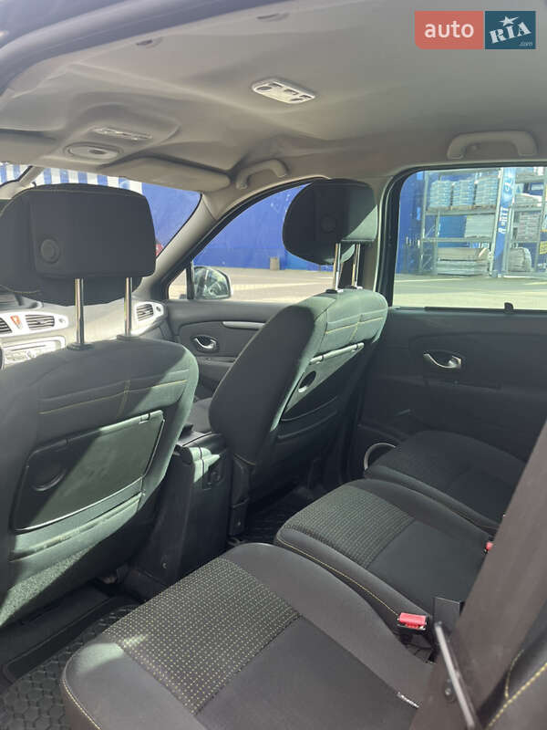 Минивэн Renault Scenic 2009 в Дубно