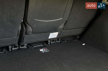 Минивэн Renault Scenic 2014 в 