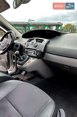 Минивэн Renault Scenic 2007 в 