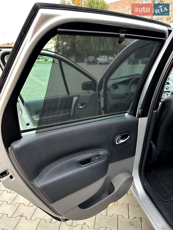 Мінівен Renault Scenic 2007 в Луцьку