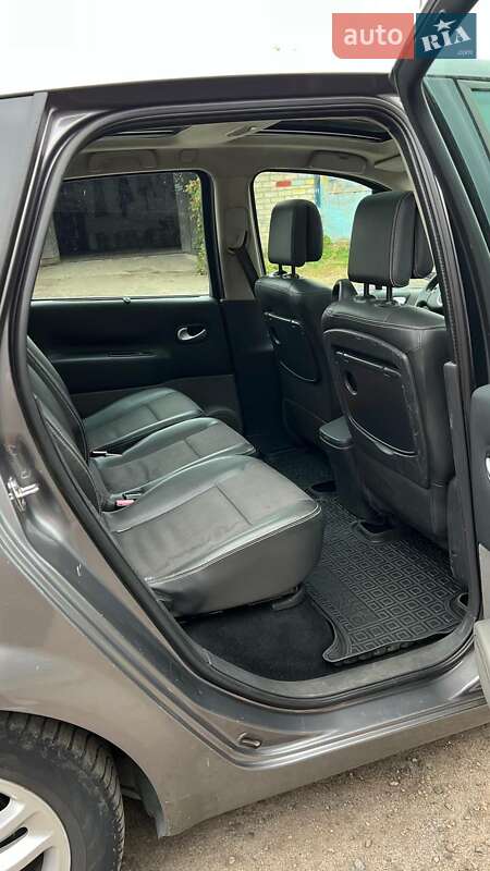Минивэн Renault Scenic 2009 в Павлограде