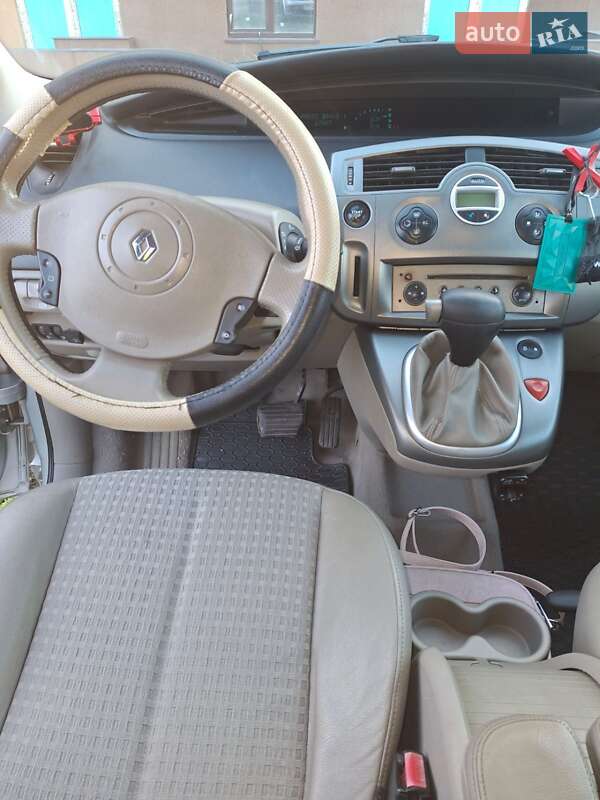 Минивэн Renault Scenic 2006 в Броварах