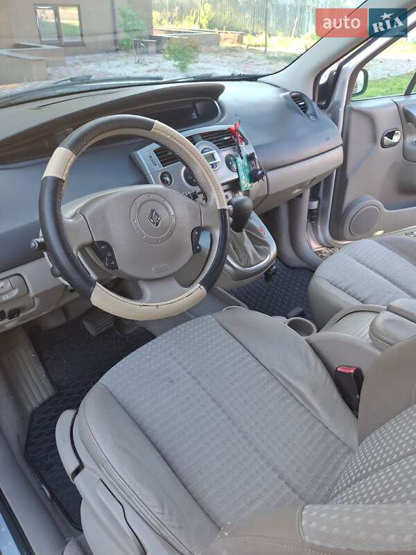 Минивэн Renault Scenic 2006 в Броварах