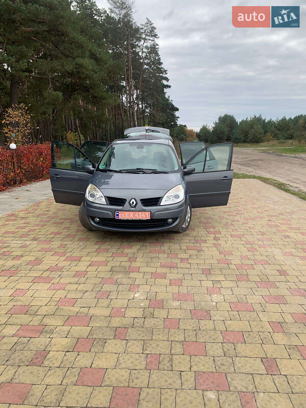 Минивэн Renault Scenic 2007 в Золочеве