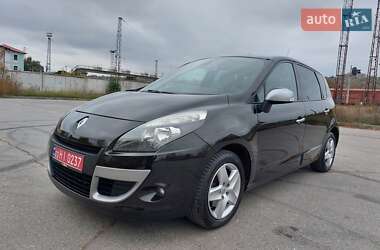 Мінівен Renault Scenic 2010 в  фото 2 Мінівен Renault Scenic 2010 в