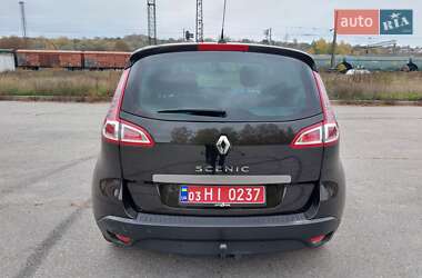 Мінівен Renault Scenic 2010 в  фото 10 Мінівен Renault Scenic 2010 в