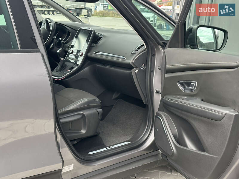 Мінівен Renault Scenic 2016 в Луцьку