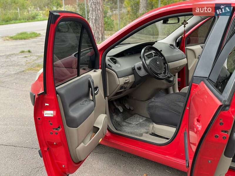 Минивэн Renault Scenic 2004 в Виннице