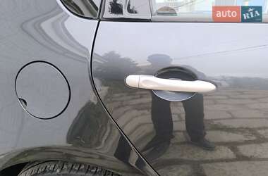 Минивэн Renault Scenic 2011 в 