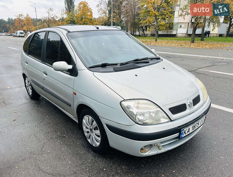 Мінівен Renault Scenic 2001 в Києві
