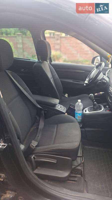 Мінівен Renault Scenic 2010 в Кривому Розі фото 4 Мінівен Renault Scenic 2010 в Кривому Розі