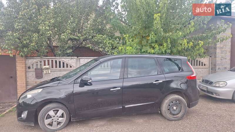 Мінівен Renault Scenic 2010 в Кривому Розі фото 7 Мінівен Renault Scenic 2010 в Кривому Розі