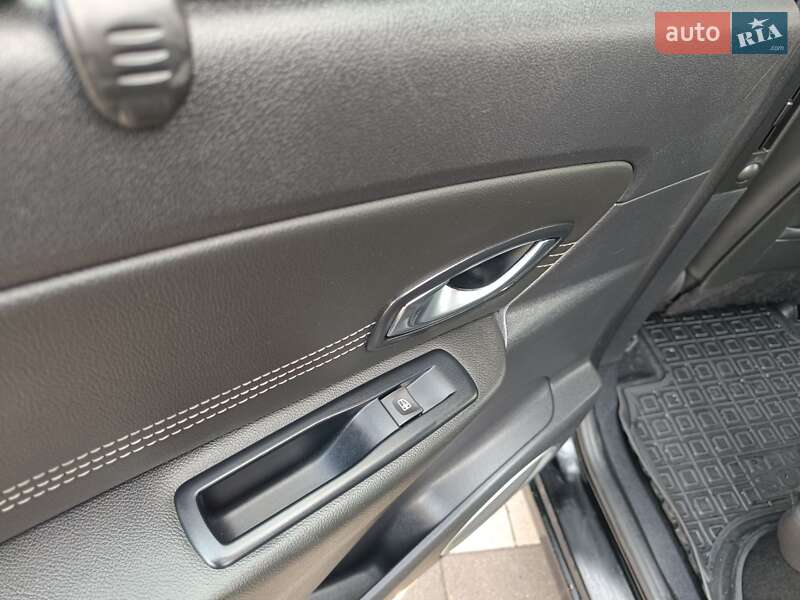 Мінівен Renault Scenic 2011 в Ніжині фото 43 Мінівен Renault Scenic 2011 в Ніжині