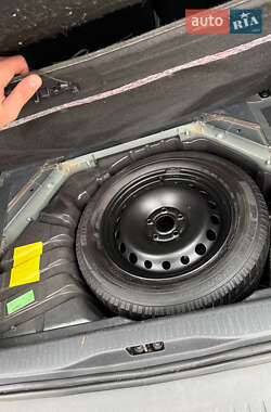 Минивэн Renault Scenic 2009 в 