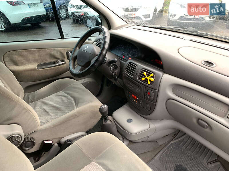 Минивэн Renault Scenic 2002 в Виннице