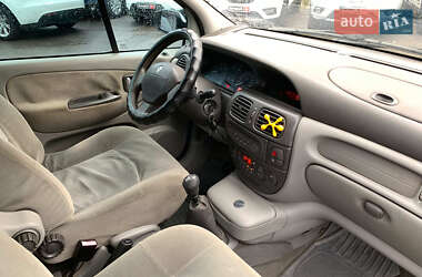 Мінівен Renault Scenic 2002 в 