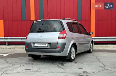 Мінівен Renault Scenic 2005 в  фото 7 Мінівен Renault Scenic 2005 в
