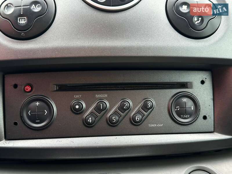 Минивэн Renault Scenic 2005 в Киеве фото 19 Минивэн Renault Scenic 2005 в Киеве