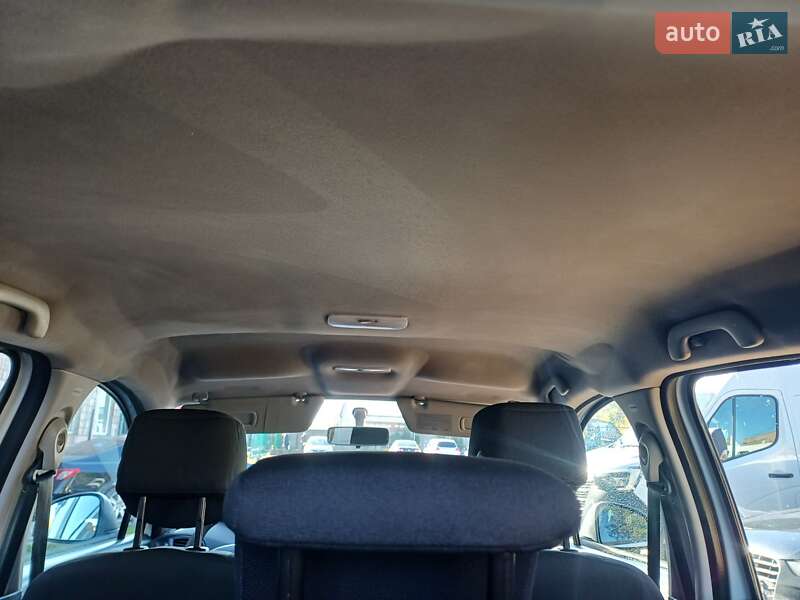 Мінівен Renault Scenic 2010 в Ковелі фото 10 Мінівен Renault Scenic 2010 в Ковелі