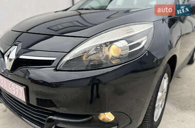 Минивэн Renault Scenic 2012 в 