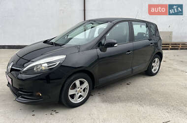 Минивэн Renault Scenic 2012 в 