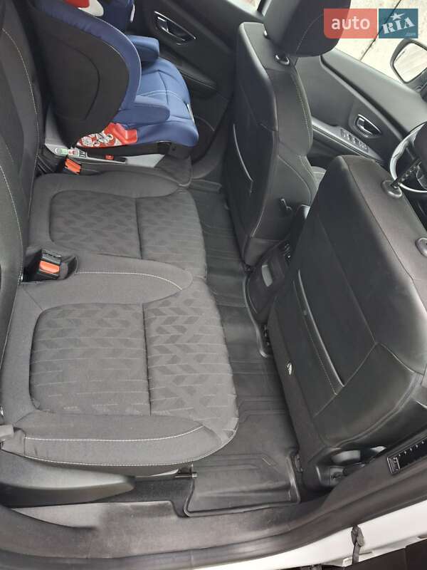 Минивэн Renault Scenic 2018 в Хмельницком