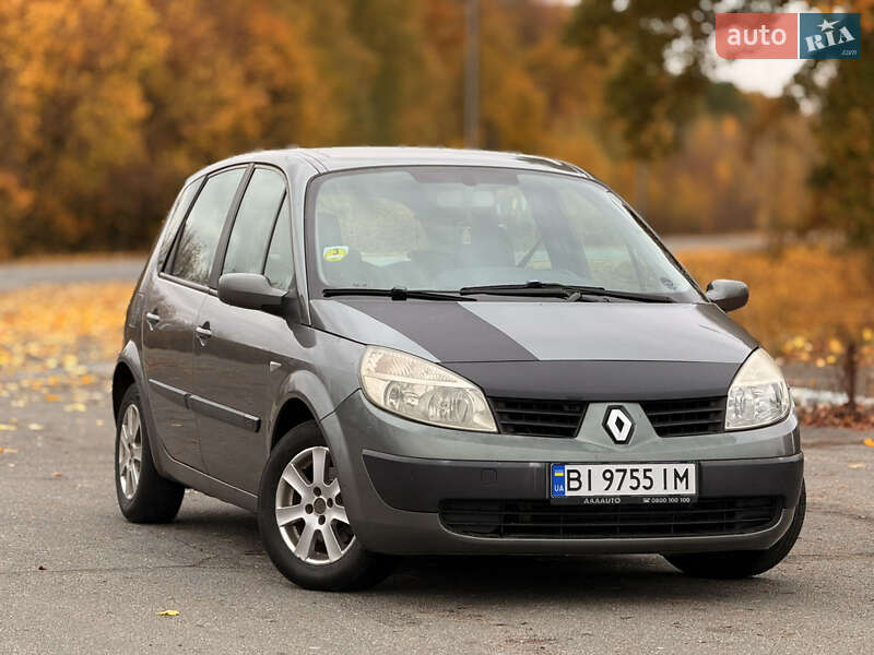 Мінівен Renault Scenic 2004 в  фото Мінівен Renault Scenic 2004 в
