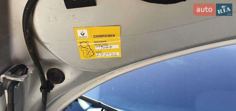 Мінівен Renault Scenic 2006 в Дніпрі фото 31 Мінівен Renault Scenic 2006 в Дніпрі