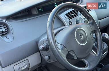 Минивэн Renault Scenic 2008 в  фото 23 Минивэн Renault Scenic 2008 в