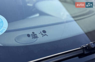 Мінівен Renault Scenic 2007 в  фото 17 Мінівен Renault Scenic 2007 в