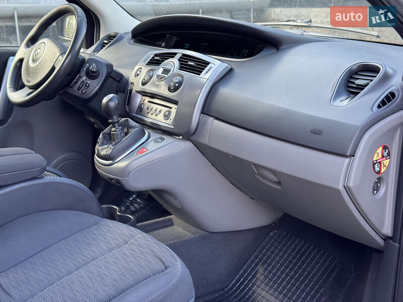 Минивэн Renault Scenic 2007 в Ровно фото 34 Минивэн Renault Scenic 2007 в Ровно