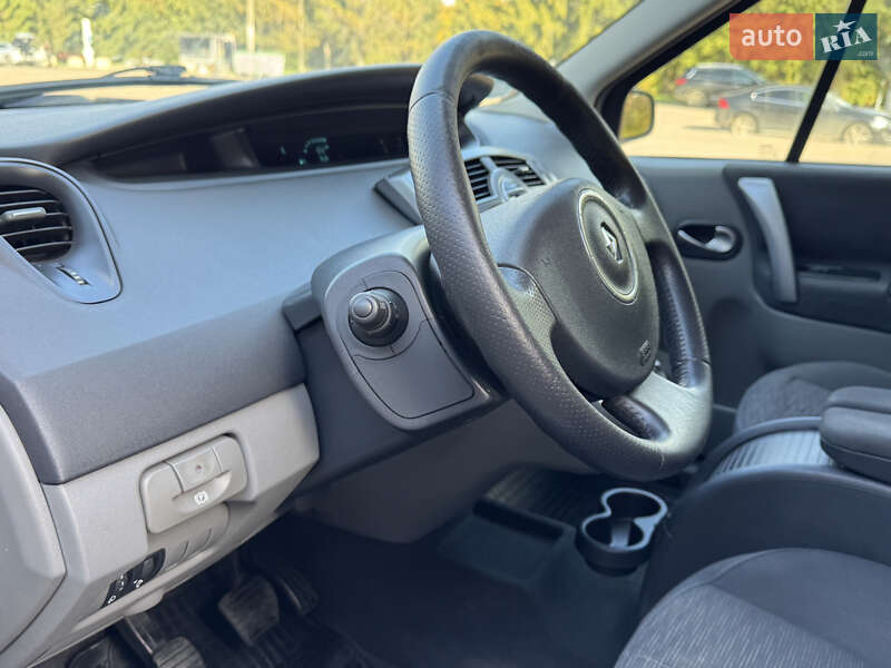 Минивэн Renault Scenic 2007 в Ровно фото 56 Минивэн Renault Scenic 2007 в Ровно