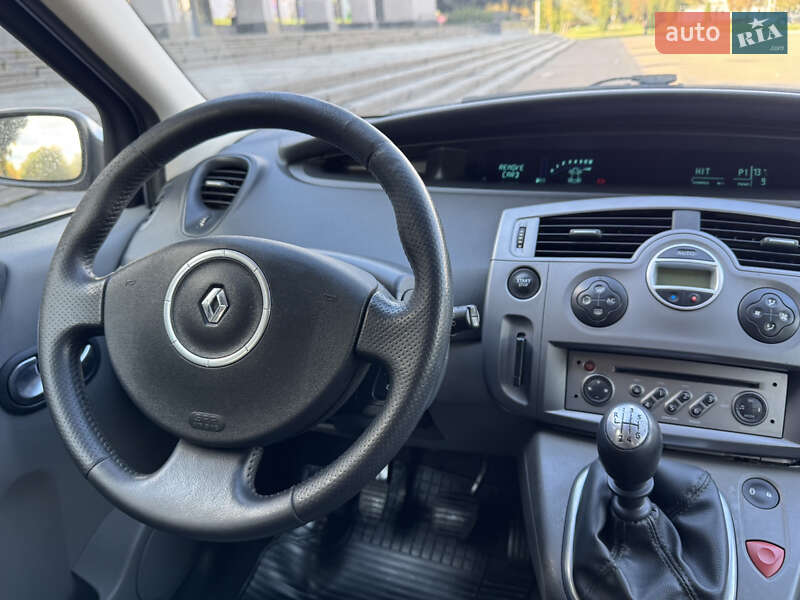 Минивэн Renault Scenic 2007 в Ровно фото 69 Минивэн Renault Scenic 2007 в Ровно