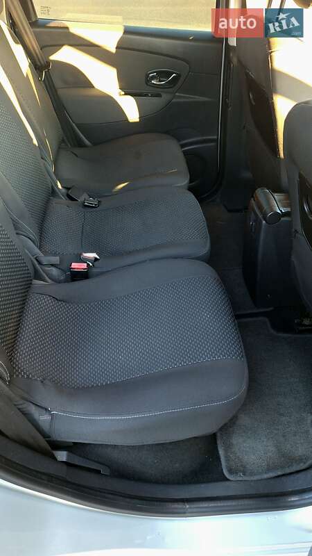 Мінівен Renault Scenic 2012 в Львові фото 13 Мінівен Renault Scenic 2012 в Львові