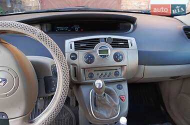 Минивэн Renault Scenic 2003 в 