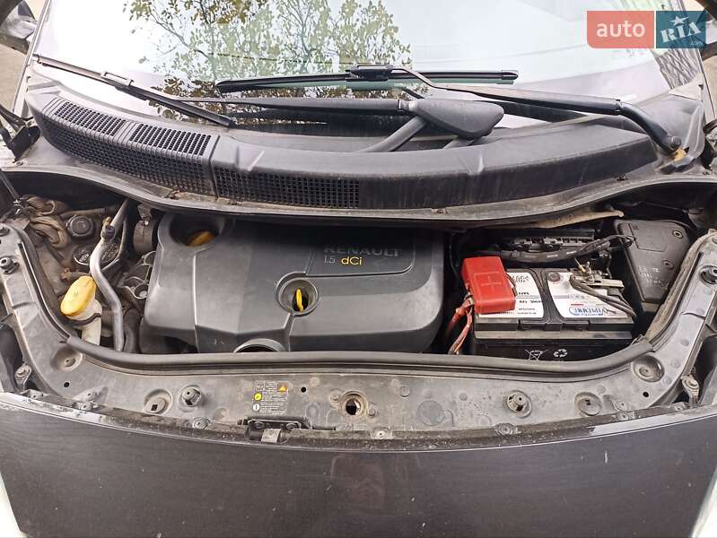 Минивэн Renault Scenic 2007 в Чернигове