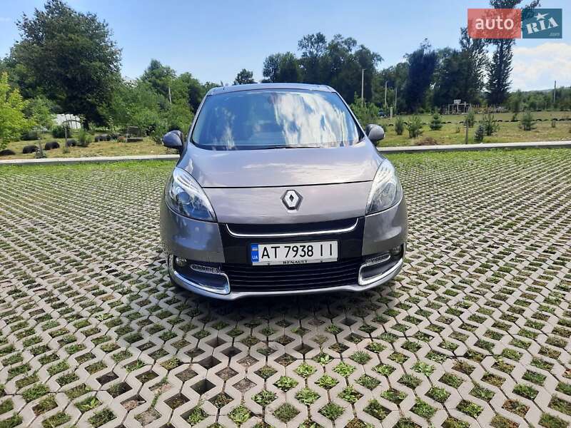 Мінівен Renault Scenic 2012 в Коломиї